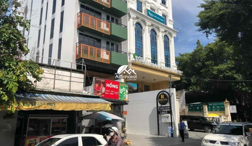 Bán tòa nhà 27D Quốc Hương Phường Thảo Điền Hầm 7 tầng 1384m2 sàn