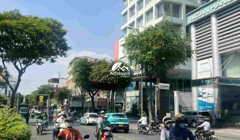 Bán nhà 170 Hai Bà Trưng Quận 1 Hầm 10 tầng 669m2 đất 4000m2 sàn 