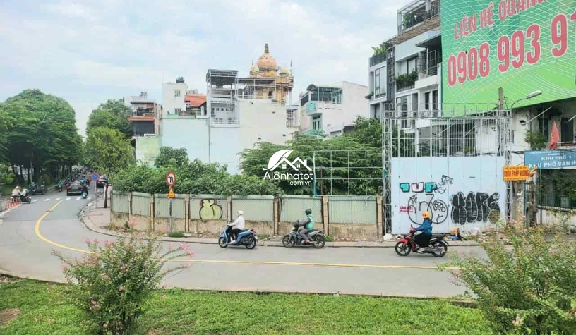 Bán đất 1A Điện Biên Phủ góc Trường Sa DT 15x18 (286m2) siêu vị trí