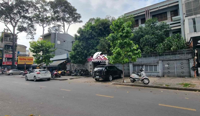 Bán nhà 134 Sương Nguyệt Ánh Bến Thành Quận 1 DT 10x40 (393,2m2)