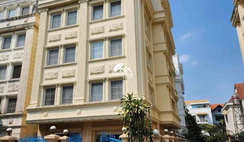 Bán tòa nhà 216 Nguyễn Văn Hưởng Thảo Điền Q2 Góc 2MT 5 Tầng lầu