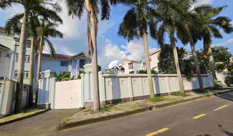Bán đất mặt sông River Mark Trần Não DT 411m2 góc 2MT Siêu VIP
