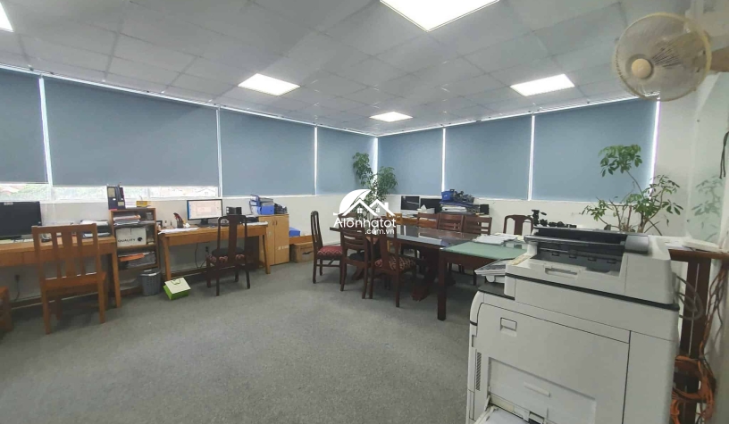 Bán tòa nhà 6A Tống Hữu Định Thảo Điền Hầm 7 tầng 1600m2 sàn