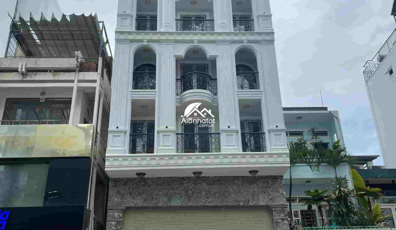 Bán nhà 40 Cao Thắng Quận 3 DT 8x25 (193m2) Hầm 8 tầng cực đẹp