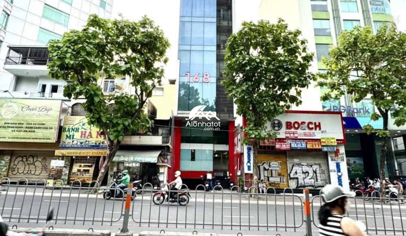 Bán toà nhà 4 Nguyễn Thị Minh Khai Quận 1 ngang 6 mét XD Hầm 8 lầu