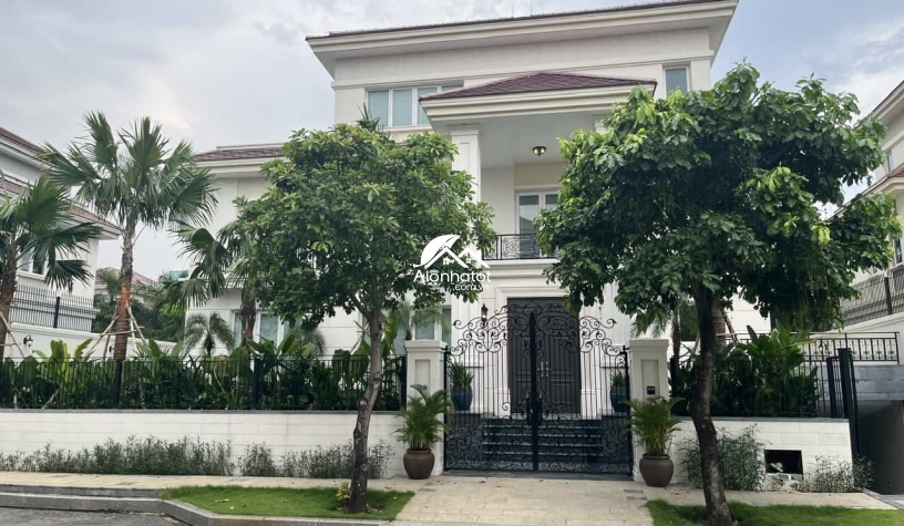 Bán biệt thự Sala Quận 2 Hầm 2 tầng Full nội thất 552m2 nhà đẹp có hồ bơi