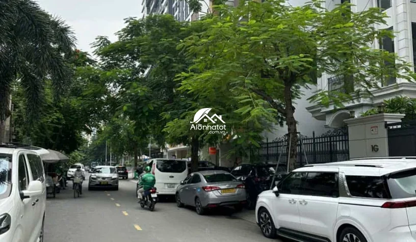 Bán nhà 1H đường số 10 Phường Thảo Điền Quận 2 cực đẹp