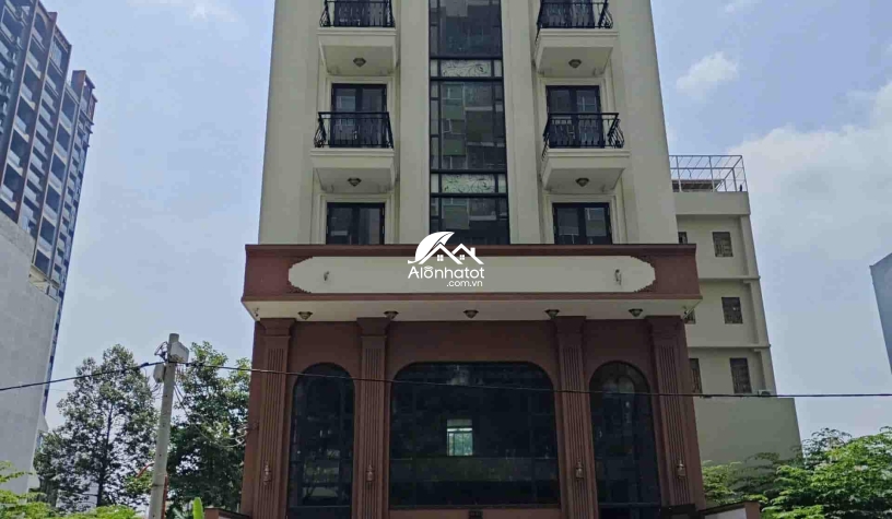 Bán toà nhà 66-68 Nguyễn Thanh Sơn Quận 2 Hầm 7 tầng DT 10x20 (200m2)