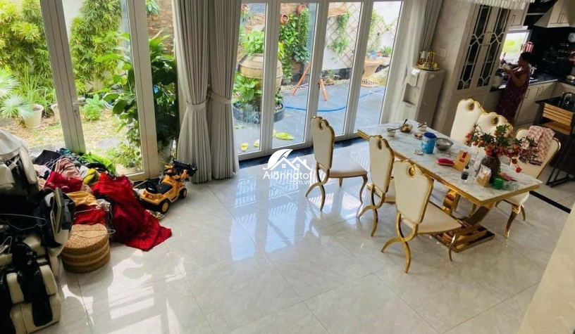 Bán biệt thự khu 97 Trần Não Quận 2 Compound DT 196m2 Trệt 2 lầu