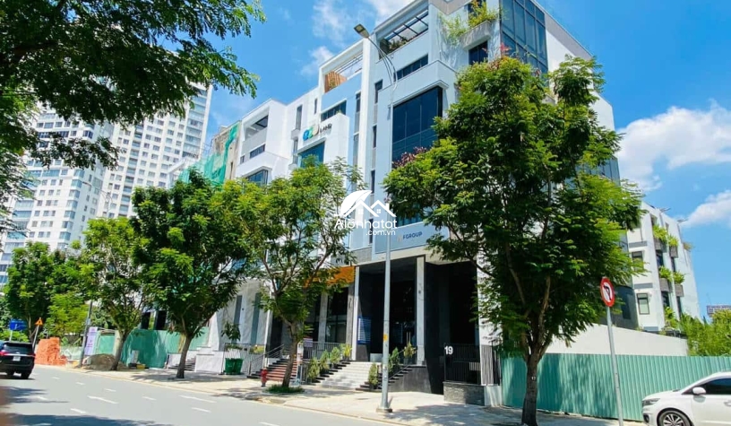 Bán tòa nhà mặt tiền Trần Quý Kiên view sông Sài Gòn, Quận 2