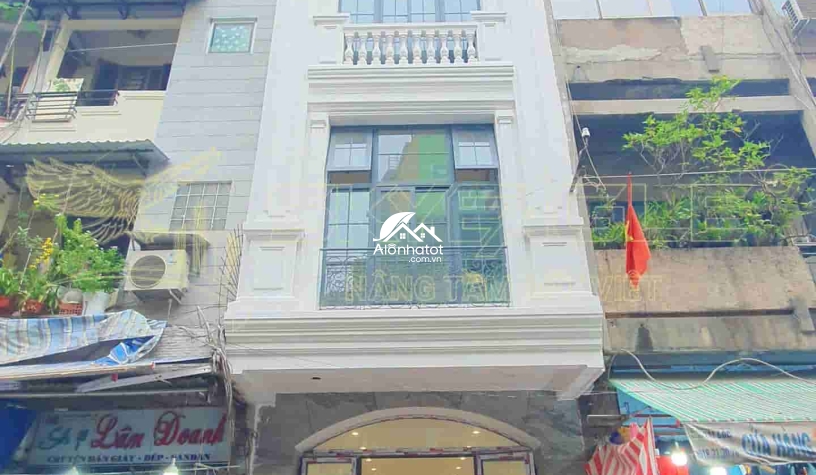 Bán nhà 41 Lưu Văn Lang Phường Bến Thành Quận 1 Xây 5 tầng
