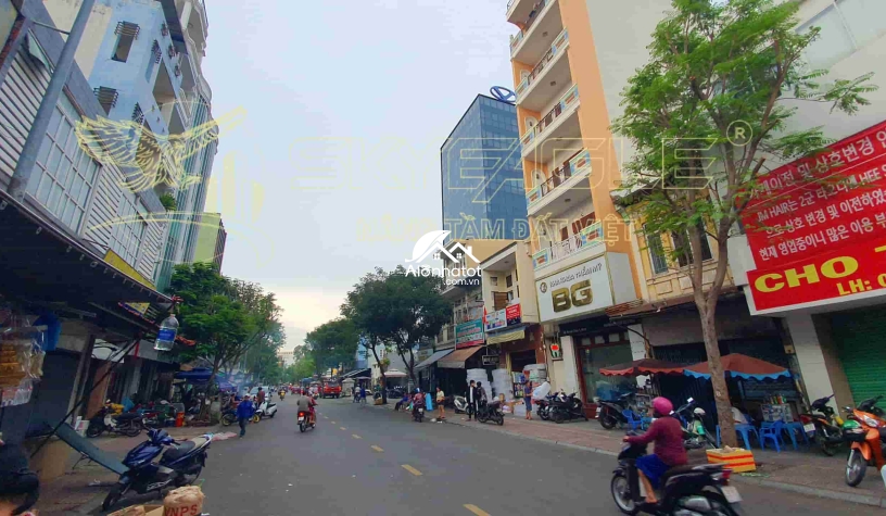 Bán nhà mặt tiền Yersin Quận 1 DT 8.5x17 Công nhận: 150m2