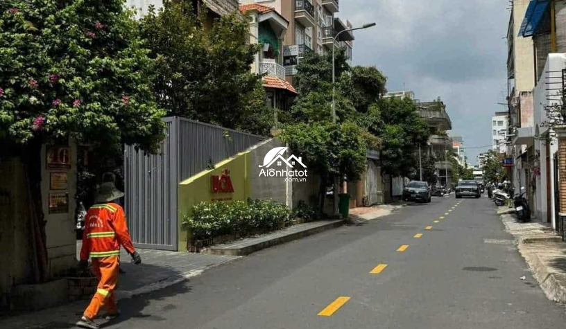 Bán nhà 46 Đặng Dung Phường Tân Định Quận 1 ngang 14m