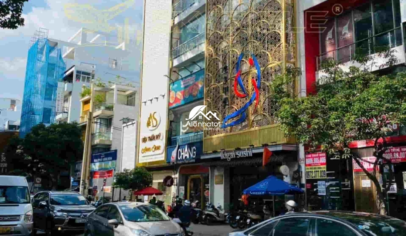 Bán tòa nhà mặt tiền 4A Cao Thắng, Phường 5, Quận 3
