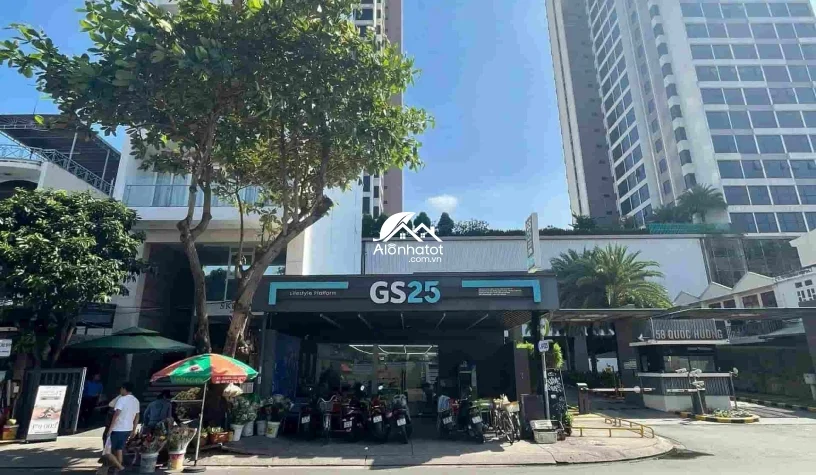 Bán nhà góc 2 mặt tiền 62-62A Quốc Hương, Phường Thảo Điền