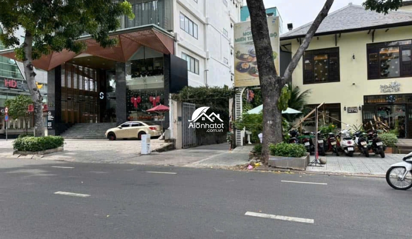 Giỏ Hàng Bất Động Sản 200–1.000 Tỷ | Đất & Tòa Nhà Trung Tâm TP.HCM 