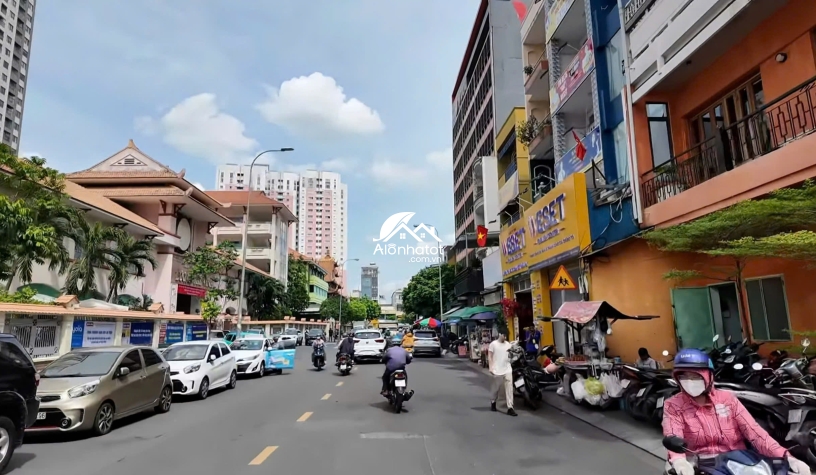 Bán Nhà MT 25 Nguyễn Khắc Nhu Q1, 300m² Nở Hậu, Gần The Grand Manhattan