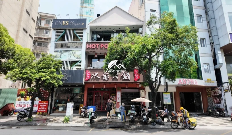 Bán Nhà MT 204 Lê Lai Q1, P.Bến Thành, Ngang 11m, DT 210m²
