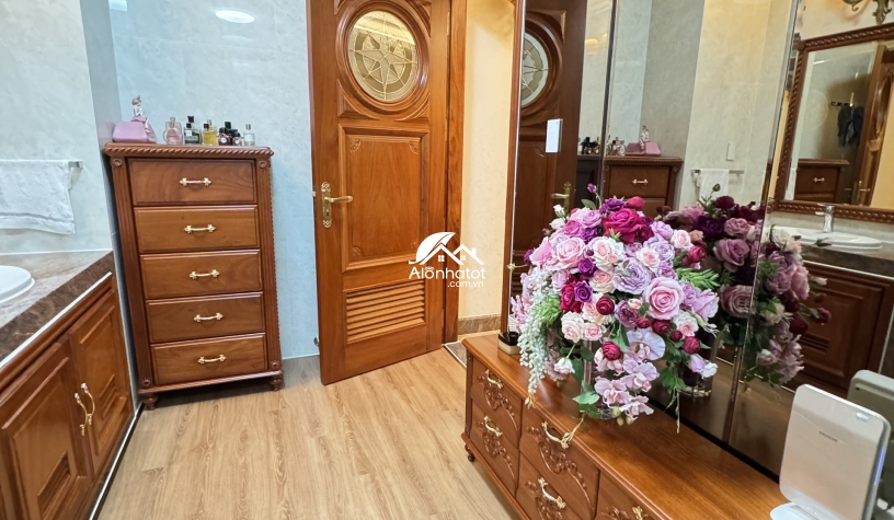 Bán Biệt Thự Compound 1 Giang Văn Minh An Phú Q2, 240m², Full Nội Thất Gỗ Đỏ