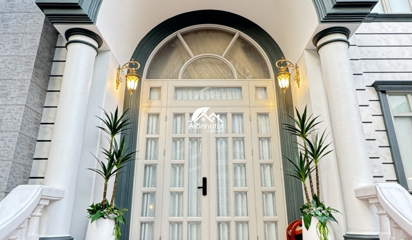 Bán Biệt Thự Compound 1 Giang Văn Minh An Phú Q2, 240m², Full Nội Thất Gỗ Đỏ
