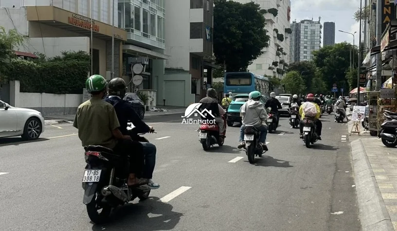Bán Nhà 22 Nguyễn Bỉnh Khiêm Quận 1 Tòa nhà 2 hầm 9 tầng cực đẹp