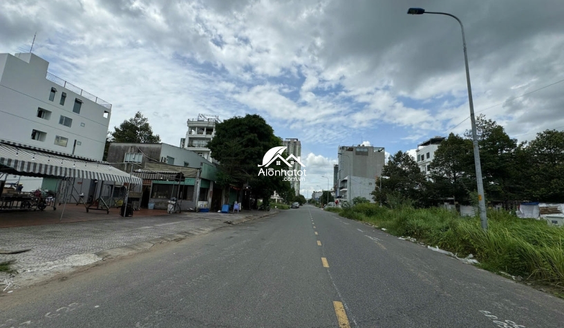 Bán Đất Mặt Tiền Nguyễn Thanh Sơn Huy Hoàng Quận 2 15x20m Giá 100 Tỷ 