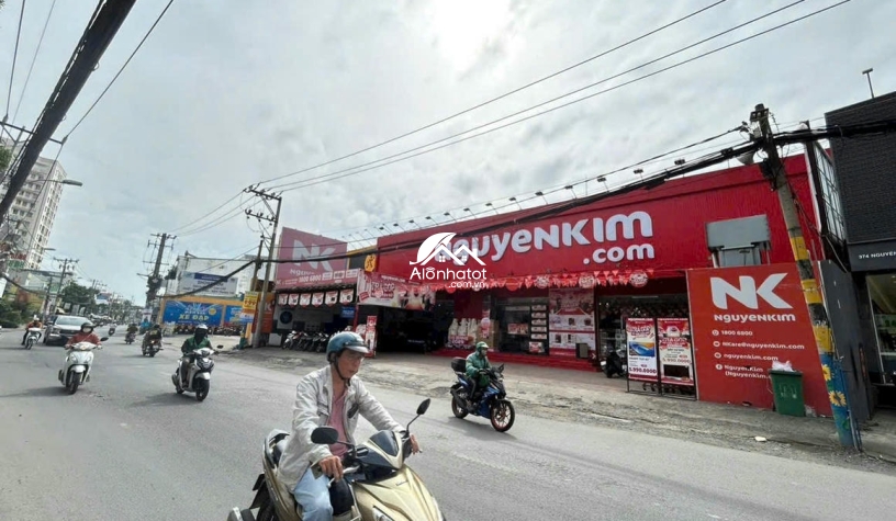 Bán Đất Mặt Tiền Nguyễn Duy Trinh Quận 2 | Ngang 28m, DT 895m², Giá 200 Triệu/m² 